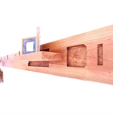 建て替え前の住まいの柱をリメイクした長押風ピクチャレール｜N様邸