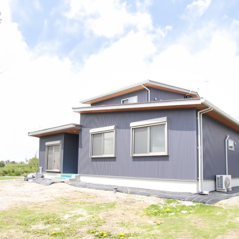 断熱等級６/UA値0.34 シンプルナチュラルな内観が心地よい家｜N様邸